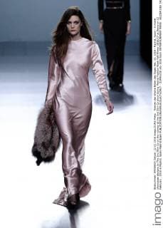 Themen der Woche Bilder des Tages Feb. 22, 2016 - Madrid, Spain - A model showcases designs by The 2nd Skin Co on the runway at the 2nd Skin Co show during Madrid Fashion Week Fall Winter 2016 17 at Ifema on 22 February , 2016 in Madrid, Spain Madrid Spain  - ZUMAn230