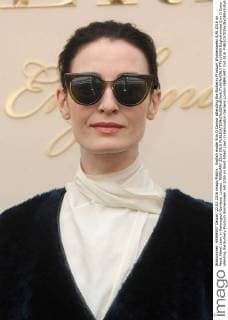 English model Erin O Connor attending the Burberry Prorsum Womenswear A W 2016 on West Albert Lawn in Kensington Gardens, London. FEBRUARY 22nd 2016  PTYx16459