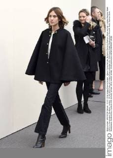 Alexa Chung bei der Burberry Prorsum Fashion Show auf der London Fashion Week AW16 in Kensington Gardens. London. 22.02.2016 Foto:xS.xVasx xFuturexImage
