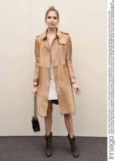 Elena Perminova bei der Burberry Prorsum Fashion Show auf der London Fashion Week AW16 in Kensington Gardens. London. 22.02.2016 Elena Perminova  Foto:xS.xVasx xFuturexImage