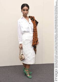 Lianne La Havas bei der Burberry Prorsum Fashion Show auf der London Fashion Week AW16 in Kensington Gardens. London. 22.02.2016 Lianne La Havas  Foto:xS.xVasx xFuturexImage