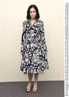 Leigh Lezark bei der Burberry Prorsum Fashion Show auf der London Fashion Week AW16 in Kensington Gardens. London. 22.02.2016 Leigh Lezark  Foto:xS.xVasx xFuturexImage