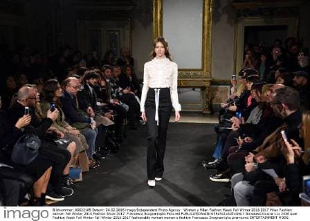 Woman s Milan Fashion Week Fall Winter 2016 2017 Milan Fashion woman Fall Winter 2016 Fashion Show 2017. Francesco Scognamiglio Pictured  SimonaxChioccia