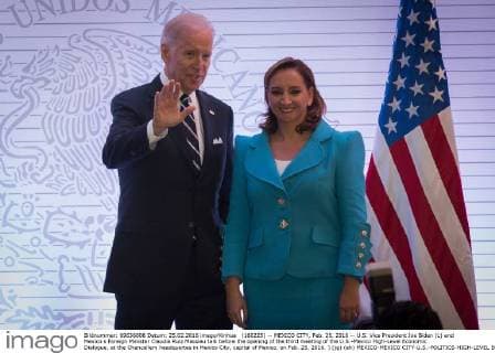 (160225) -- MEXICO CITY, Feb. 25, 2016 -- U.S. Vice President Joe Biden (L) and Mexico s Foreign Minister Claudia Ruiz Massieu talk before the opening of the third meeting of the U.S.-Mexico High-Level Economic Dialogue, at the Chancellery headquertes in Mexico City, capital of Mexico, on Feb. 25, 2016. ) (jg) (ah) MEXICO-MEXICO CITY-U.S.-POLITICS-HIGH-LEVEL ECONOMIC DIALOGUE PedroxMera 