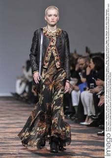 Milan Woman s Fashion Week Fall Winter 2016 2017 Milan Fashion Week, Autumn Winter 2016 2017. Etro fashionshow Pictured: Model  RiccardoxGiordanox xfotosicki