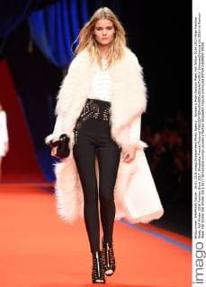 Woman s Milan Fashion Week Fall Winter 2016 2017 Milan Fashion Week, Fall Winter 2016 Fashion Show 2017. Elisabetta Franchi Pictured  SimonaxChioccia