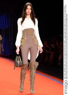 Woman s Milan Fashion Week Fall Winter 2016 2017 Milan Fashion Week, Fall Winter 2016 Fashion Show 2017. Elisabetta Franchi Pictured  SimonaxChioccia