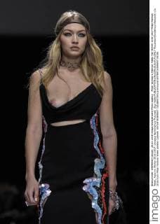 Milan Woman s Fashion Week Fall Winter 2016 2017 Milan Fashion Week, Autumn Winter 2016 2017. Versace fashionshow Pictured: Gigi Hadid  RiccardoxGiordanox xfotosicki