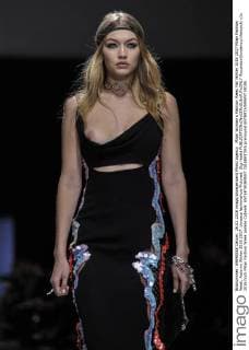 Milan Woman s Fashion Week Fall Winter 2016 2017 Milan Fashion Week, Autumn Winter 2016 2017. Versace fashionshow Pictured: Gigi Hadid  RiccardoxGiordanox xfotosicki