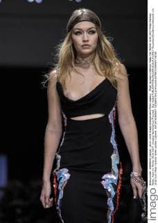 Milan Woman s Fashion Week Fall Winter 2016 2017 Milan Fashion Week, Autumn Winter 2016 2017. Versace fashionshow Pictured: Gigi Hadid  RiccardoxGiordanox xfotosicki