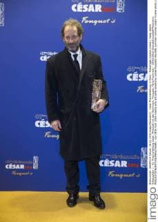 Cesar Preisverleihung in Paris - Preisträger Vincent Lindon ( Cesar bester Schauspieler ) - 41. Preisverleihung Cesar, Photocall mit den Gewinnern, Fouquets, Paris Frankreich - 26 02 2016 GwendolineLeGoff Panoramic 
