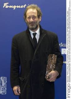 Cesar Preisverleihung in Paris - Preisträger Vincent Lindon ( Cesar bester Schauspieler ) - 41. Preisverleihung Cesar, Photocall mit den Gewinnern, Fouquets, Paris Frankreich - 26 02 2016 GwendolineLeGoff Panoramic 