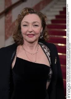 205236 Arnal-De Rosa Starface 2016-02-26 Paris France 41ème cérémonie des CESAR: Arrivées dans le hall du théâtre du Châtelet. Frot, Catherine  Copyright: xArnal-DexRosax xStarfacex STAR_205236_053