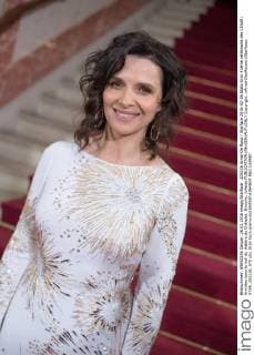 205236 Arnal-De Rosa Starface 2016-02-26 Etats-Unis 41ème cérémonie des CESAR: Arrivées dans le hall du théâtre du Châtelet. Binoche, Juliette  Copyright: xArnal-DexRosax xStarfacex STAR_205236_070
