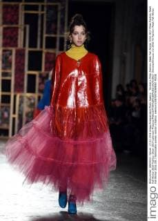 Woman s Milan Fashion Week Fall Winter 2016 2017 Milan Fashion Week Fall Winter 2016 Fashion Show 2017.Leitmotiv Pictured  SimonaxChioccia