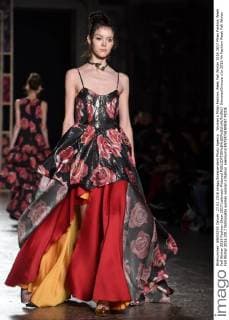 Woman s Milan Fashion Week Fall Winter 2016 2017 Milan Fashion Week Fall Winter 2016 Fashion Show 2017.Leitmotiv Pictured  SimonaxChioccia
