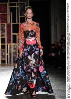 Woman s Milan Fashion Week Fall Winter 2016 2017 Milan Fashion Week Fall Winter 2016 Fashion Show 2017.Leitmotiv Pictured  SimonaxChioccia