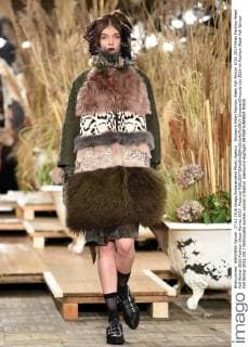Woman s Milan Fashion Week Fall Winter 2016 2017 Milan Fashion Week Fall Winter 2016 Fashion Show Marras 2017. Pictured  SimonaxChioccia