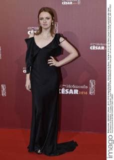 205240 Arnal-De Rosa Starface 2016-02-26 Paris France 41eme ceremonie des Cesar au theatre du Chatelet. Arrivees Forestier, Sara  Copyright: xArnal-DexRosax xStarfacex STAR_205240_196