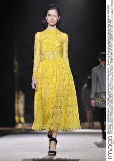 Themen der Woche Milan Woman s Fashion Week Fall Winter 2016 2017 Milan Fashion Week, Autumn Winter 2016 2017. Ermanno Scervino Fashionshow Pictured: Model  RiccardoxGiordanox xfotosicki