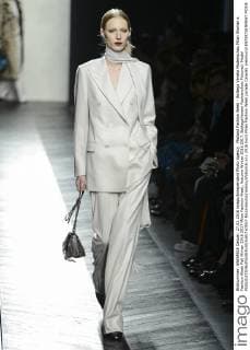 Mailand Fashion Week - Bottega Veneta Modenschau Milan Woman s Fashion Week Fall Winter 2016 2017 Milan Fashion Week, Autumn Winter 2016 2017. BottegaVeneta Fashionshow Pictured: Model  RiccardoxGiordanox xfotosicki