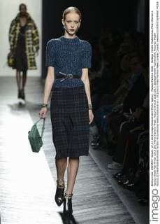Mailand Fashion Week - Bottega Veneta Modenschau Milan Woman s Fashion Week Fall Winter 2016 2017 Milan Fashion Week, Autumn Winter 2016 2017. BottegaVeneta Fashionshow Pictured: Model  RiccardoxGiordanox xfotosicki