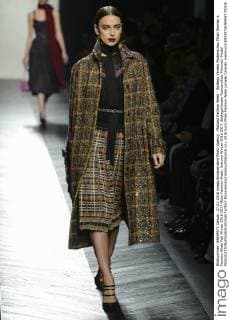 Mailand Fashion Week - Bottega Veneta Modenschau Milan Woman s Fashion Week Fall Winter 2016 2017 Milan Fashion Week, Autumn Winter 2016 2017. BottegaVeneta Fashionshow Pictured: Model  RiccardoxGiordanox xfotosicki