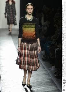 Mailand Fashion Week - Bottega Veneta Modenschau Milan Woman s Fashion Week Fall Winter 2016 2017 Milan Fashion Week, Autumn Winter 2016 2017. BottegaVeneta Fashionshow Pictured: Model  RiccardoxGiordanox xfotosicki