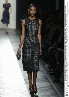 Mailand Fashion Week - Bottega Veneta Modenschau Milan Woman s Fashion Week Fall Winter 2016 2017 Milan Fashion Week, Autumn Winter 2016 2017. BottegaVeneta Fashionshow Pictured: Model  RiccardoxGiordanox xfotosicki