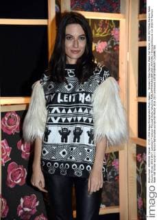 Woman s Milan Fashion Week Fall Winter 2016 2017 Milan Fashion Week Autumn Winter 2016 2017. Leitmotiv Frontrow Pictured Giulia Valentina  SimonaxChioccia