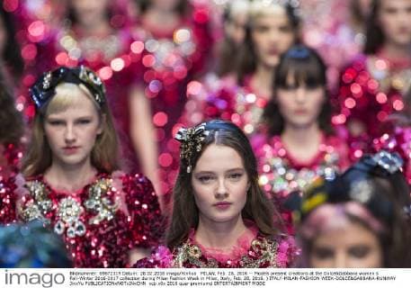 MILAN, Feb. 28, 2016 -- Models present creations at the Dolce&Gabbana women s Fall-Winter 2016-2017 collection during Milan Fashion Week in Milan, Italy, Feb. 28, 2016. ) ITALY-MILAN-FASHION WEEK-DOLCE&GABBANA-RUNWAY JinxYu 