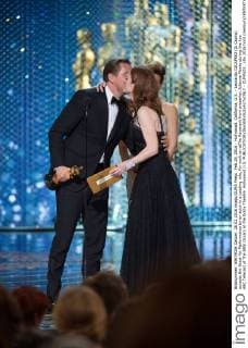 Feb 28, 2016 - Hollywood, California, U.S. - Leonardo DICAPRIO (Di Caprio) accepts the Oscar for Performance by an actor in a Leading role, for work on œThe Revenant from presenter Julianne Moore during the live ABC Telecast of The 88th Oscars at the Dolby Theatre. Hollywood U.S. - ZUMAz03_