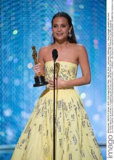 Feb 28, 2016 - Hollywood, California, U.S. - Alicia Vikander accepts the Oscar for Performance by an actress in a supporting role, for her role in œThe Danish Girl during the live ABC Telecast of The 88th Oscars at the Dolby Theatre. Hollywood U.S. - ZUMAz03_