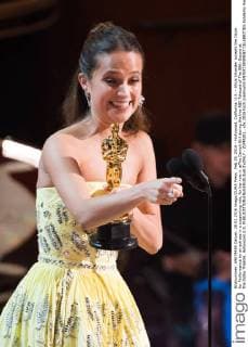 Feb 28, 2016 - Hollywood, California, U.S. - Alicia Vikander accepts the Oscar for Performance by an actress in a supporting role, for her role in œThe Danish Girl during the live ABC Telecast of The 88th Oscars at the Dolby Theatre. Hollywood U.S. - ZUMAz03_
