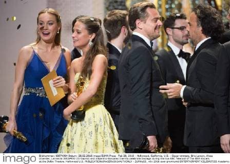 Feb 28, 2016 - Hollywood, California, U.S. - Oscar-winners, Brie Larson, Alicia Vikander, Leonardo DICAPRIO (Di Caprio) and Alejandro Gonzalez Inarritu celebrate onstage during the live ABC Telecast of The 88th Oscars at the Dolby Theatre. Hollywood U.S. - ZUMAz03_