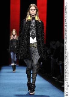 Milan Woman s Fashion Week Fall Winter 2016 2017 Milan Fashion Week, Autumn Winter 2016 2017. Dsquared 2 Fashionshow Pictured: model  fotosicki