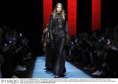 Milan Woman s Fashion Week Fall Winter 2016 2017 Milan Fashion Week, Autumn Winter 2016 2017. Dsquared 2 Fashionshow Pictured: model  fotosicki
