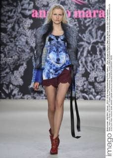 Milan Woman s Fashion Week Fall Winter 2016 2017 Milan Fashion Week, Autumn Winter 2016 2017. Angelo Marani Fashionshow Pictured: model  RiccardoxGiordanox xfotosicki