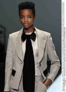 Woman s Milan Fashion Week Fall Winter 2016 2017 Milan Fashion Week Autumn Winter 2016 2017. Giorgio Armani Fashion Show Pictured  SimonaxChioccia