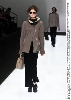 Woman s Milan Fashion Week Fall Winter 2016 2017 Milan Fashion Week Autumn Winter 2016 2017. Giorgio Armani Fashion Show Pictured  SimonaxChioccia