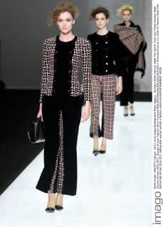 Woman s Milan Fashion Week Fall Winter 2016 2017 Milan Fashion Week Autumn Winter 2016 2017. Giorgio Armani Fashion Show Pictured  SimonaxChioccia