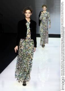 Woman s Milan Fashion Week Fall Winter 2016 2017 Milan Fashion Week Autumn Winter 2016 2017. Giorgio Armani Fashion Show Pictured  SimonaxChioccia
