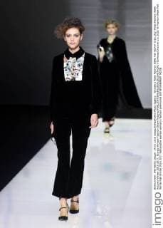 Woman s Milan Fashion Week Fall Winter 2016 2017 Milan Fashion Week Autumn Winter 2016 2017. Giorgio Armani Fashion Show Pictured  SimonaxChioccia