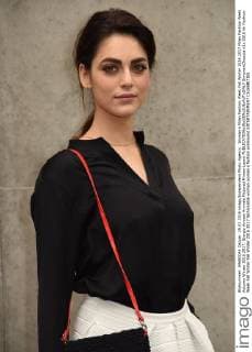 Woman s Milan Fashion Week Fall Winter 2016 2017 Milan Fashion Week Autumn Winter 2016 2017. Giorgio Armani Arrivals Pictured Miriam Leone  SimonaxChioccia