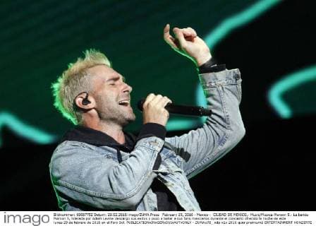February 29, 2016 - Mexico - CIUDAD DE MEXICO.- Music Musica-Maroon 5.- La banda Maroon 5, liderada por Adam Levine descargo sus exitos y puso a bailar a sus fans mexicanos durante el concierto ofrecido la noche de este lunes 29 de febrero de 2016 en el Foro Sol.  - ZUMAu78_