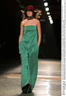 Paris Fashion Week - Wanda Nylon Modenschau A model takes to the catwalk during the presentation of Wanda Nylon s show as part of the Fall-Winter 2016-2017 Fashion Week in Paris on March 2, 2016.  PAR20160302102 MAYAxVIDON-WHITE