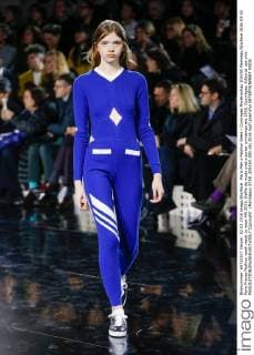 Paris Men s Fashion Week - Courreges Modenschau 205350 Marineau Starface 2016-03-02 Paris France Fashion week ready to wear AW 2016. Defile de mode pret a porter printemps ete 2016. Courrèges. Editorial use only  Copyright: xMarineaux STAR_205350_002