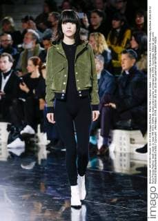 Paris Men s Fashion Week - Courreges Modenschau 205350 Marineau Starface 2016-03-02 Paris France Fashion week ready to wear AW 2016. Defile de mode pret a porter printemps ete 2016. Courrèges. Editorial use only  Copyright: xMarineaux STAR_205350_018