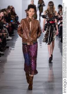 Paris Fashion Week - Maison Margiela Modenschau 205356 Marineau Starface 2016-03-02 Paris France Maison Margiela Fashion week ready to wear AW 2016. Defile de mode pret a porter printemps ete 2016. Maison Margiela. Editorial use only  Copyright: xMarineaux STAR_205356_033