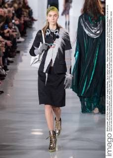 Paris Fashion Week - Maison Margiela Modenschau 205356 Marineau Starface 2016-03-02 Paris France Maison Margiela Fashion week ready to wear AW 2016. Defile de mode pret a porter printemps ete 2016. Maison Margiela. Editorial use only  Copyright: xMarineaux STAR_205356_043